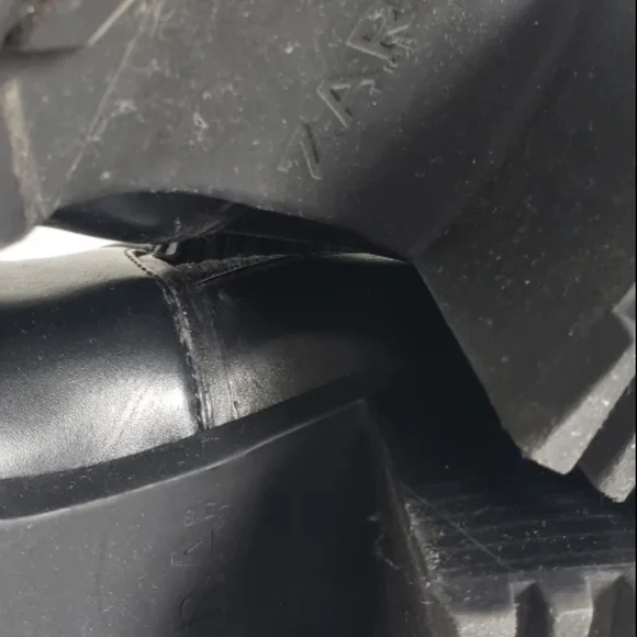 ZARA Black Vegan Leather Chelsea Sock Boot - Lug Sole - Chunky Platform … - Picture 6 of 6